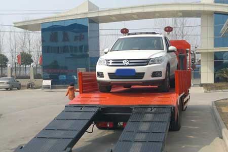潮惠高速s17拖车24小时道路救援-汽车维修人员拖车汽车救援怎么收费
